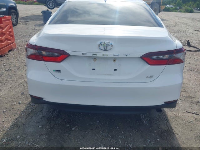 Toyota Camry Le
