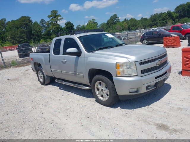 Salvage Chevrolet Silverado 1500 Image