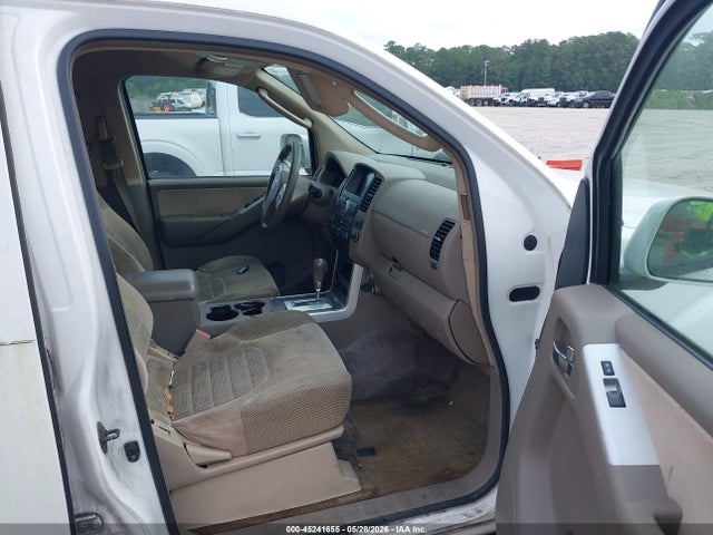 Nissan Pathfinder Se