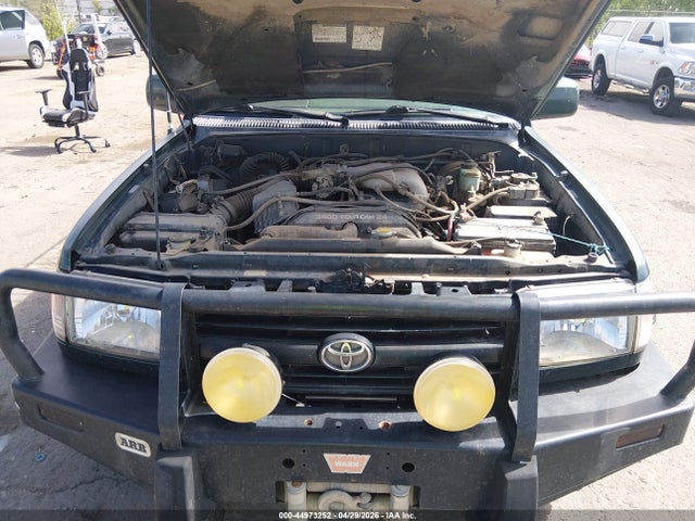Toyota 4Runner Sr5 V6