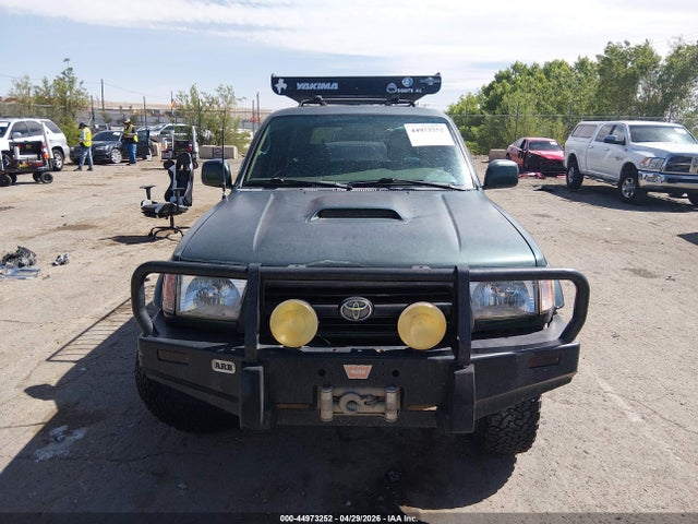 Toyota 4Runner Sr5 V6