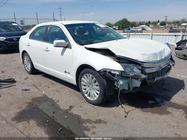 Salvage Ford Fusion Image