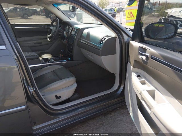 Chrysler 300 Touring
