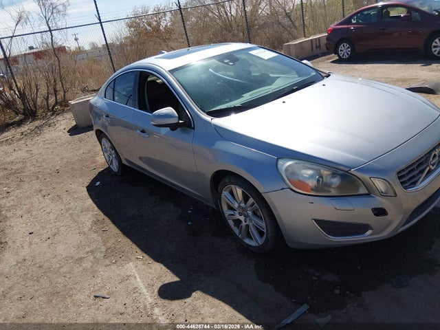 Volvo S60 T6