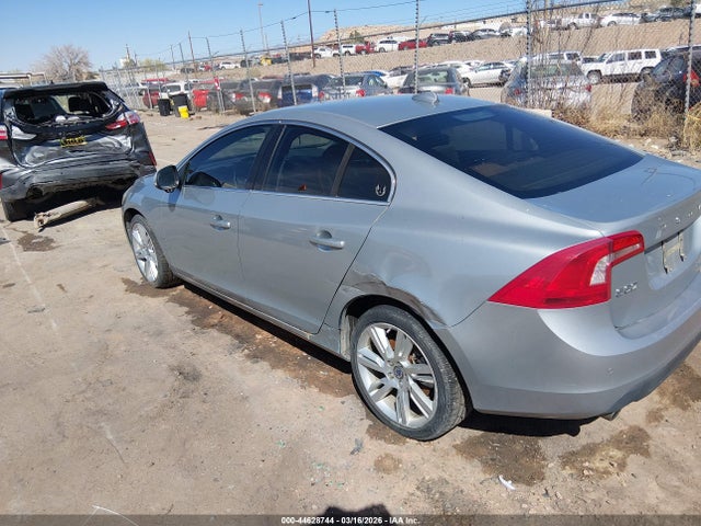Volvo S60 T6