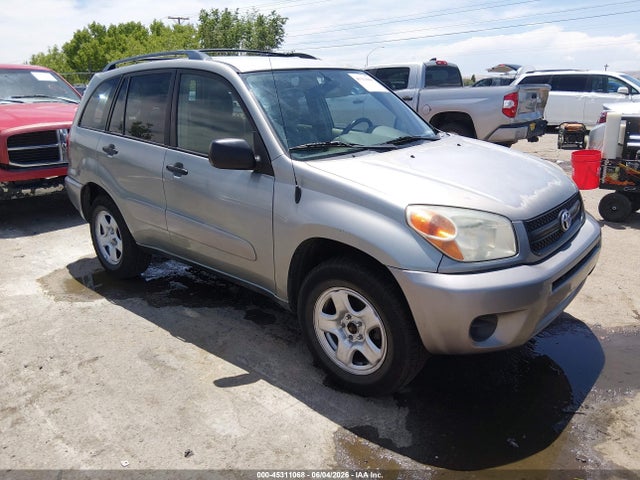 Salvage Toyota RAV4 Image