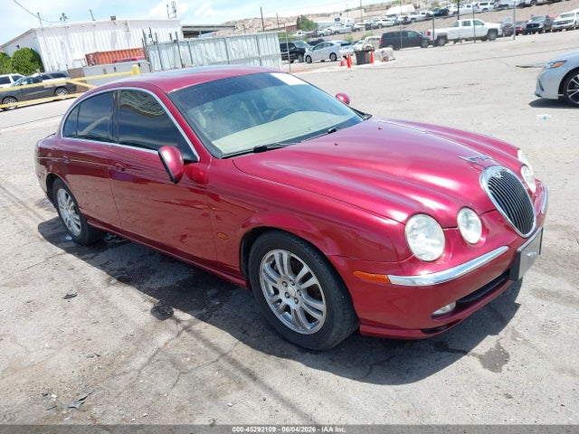 Salvage Jaguar S-Type Image