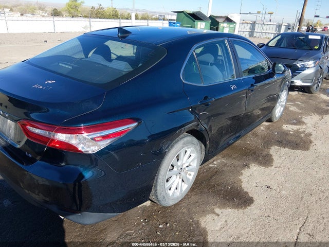 Toyota Camry Le