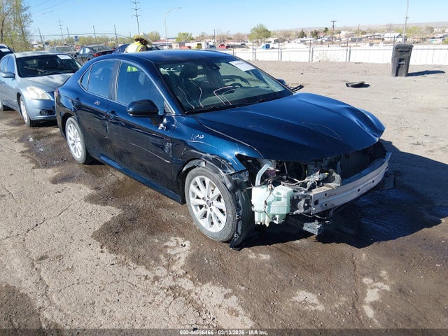 Salvage Toyota Camry Image