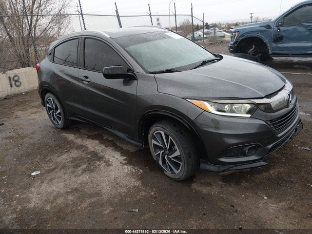 Salvage Honda HR-V Image