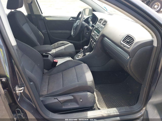 Volkswagen Golf 2.5l 4-door