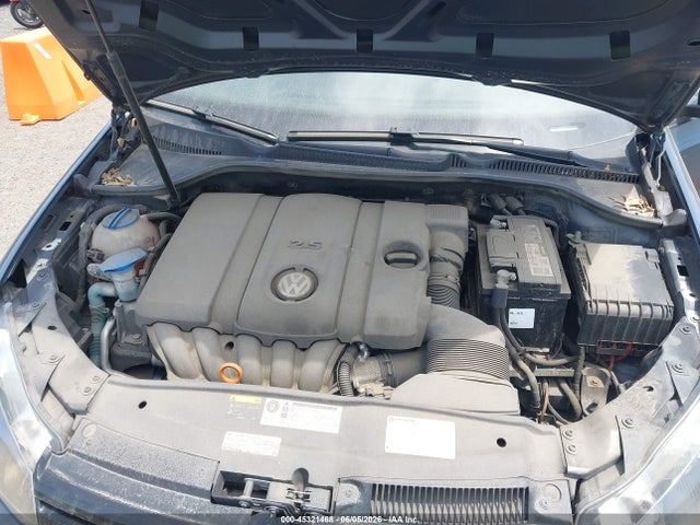 Volkswagen Golf 2.5l 4-door