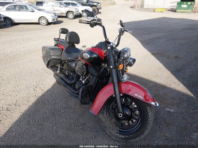 Salvage Harley-Davidson Flhcs Image