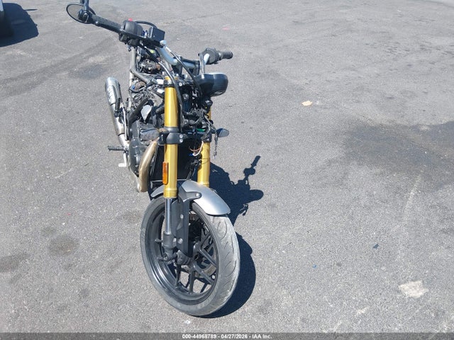 Triumph Speed 400