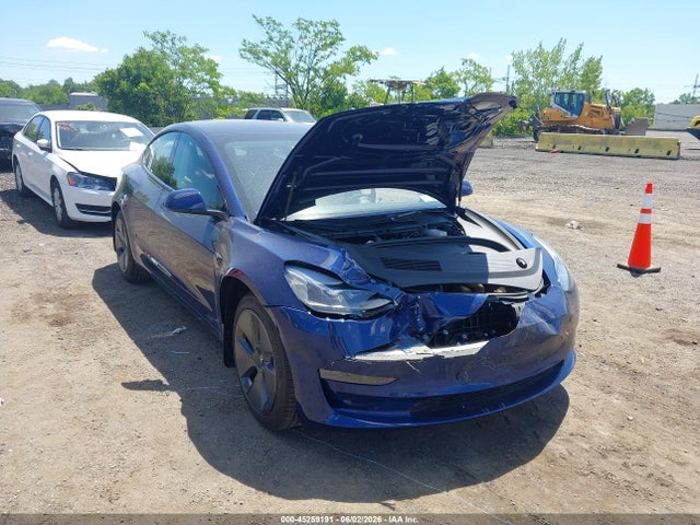 Tesla Model 3 Rear-wheel Drive