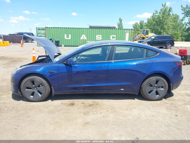 Tesla Model 3 Rear-wheel Drive