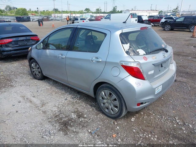 Toyota Yaris Le