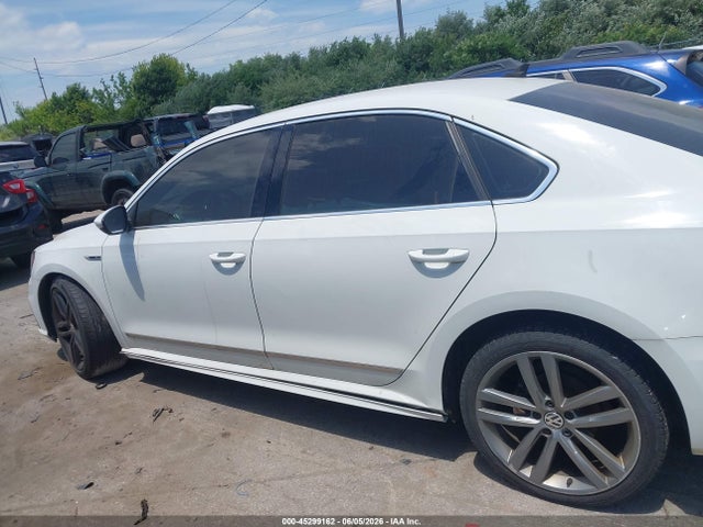 Volkswagen Passat 1.8t R-line