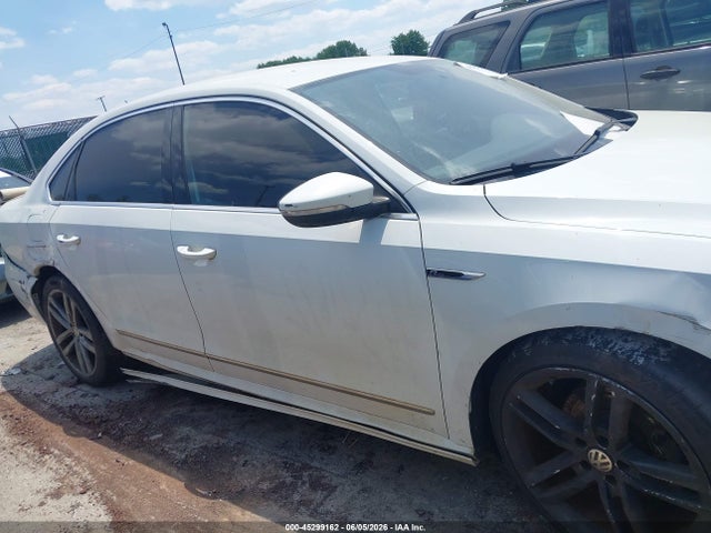 Volkswagen Passat 1.8t R-line