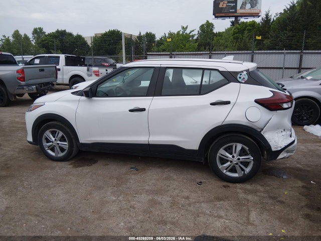 Nissan Kicks S Xtronic Cvt