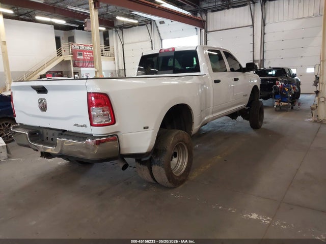 Ram 3500 Tradesman  4x4 8' Box