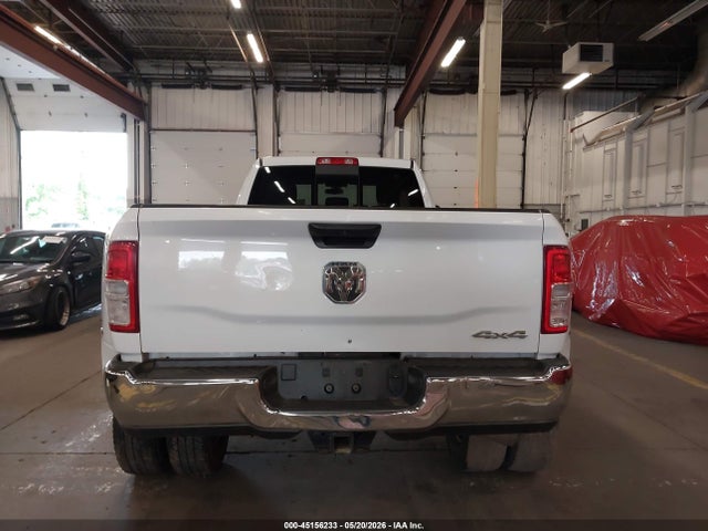 Ram 3500 Tradesman  4x4 8' Box