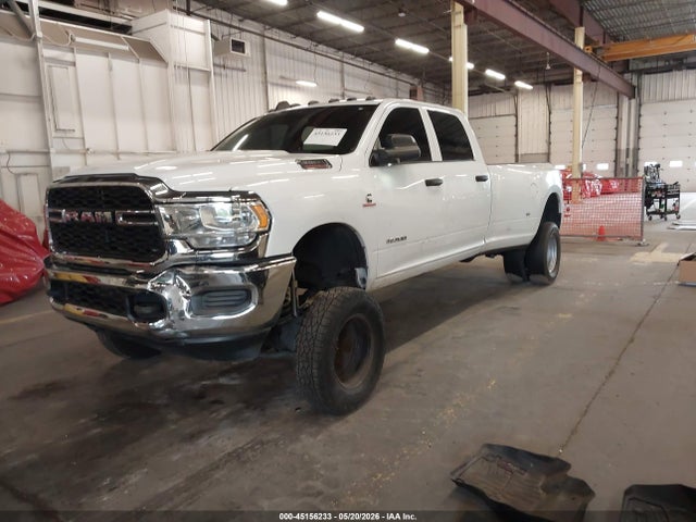 Ram 3500 Tradesman  4x4 8' Box