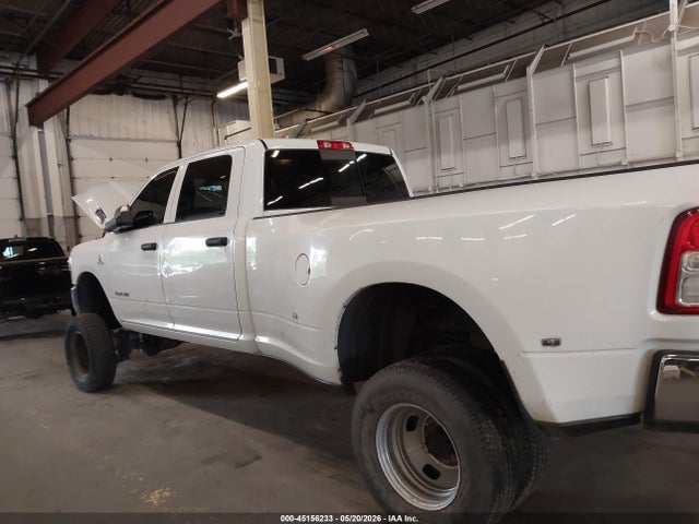 Ram 3500 Tradesman  4x4 8' Box