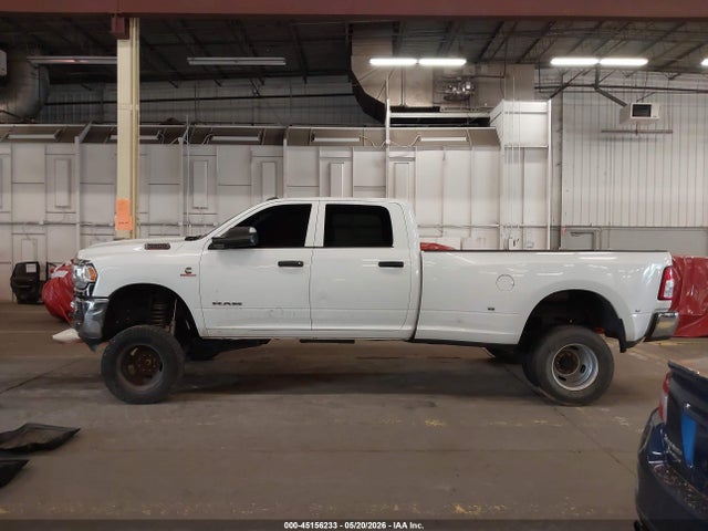 Ram 3500 Tradesman  4x4 8' Box