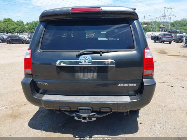 Toyota 4Runner Sr5 V8