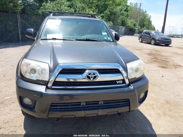 Toyota 4Runner Sr5 V8