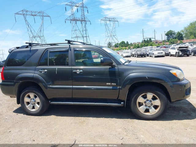 Toyota 4Runner Sr5 V8