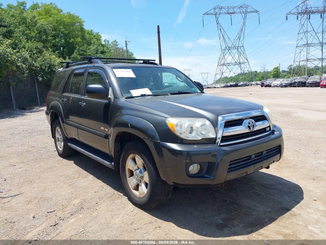Salvage Toyota 4Runner Image