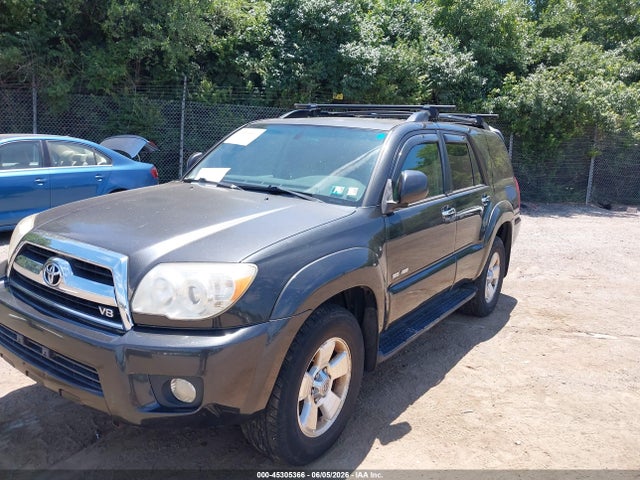Toyota 4Runner Sr5 V8