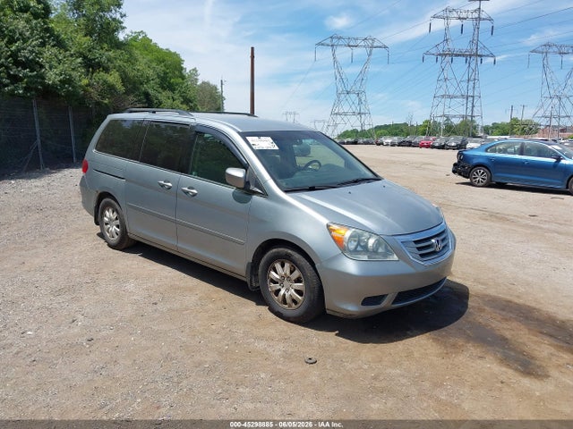 Salvage Honda Odyssey Image