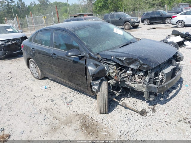 Salvage Kia Rio Image