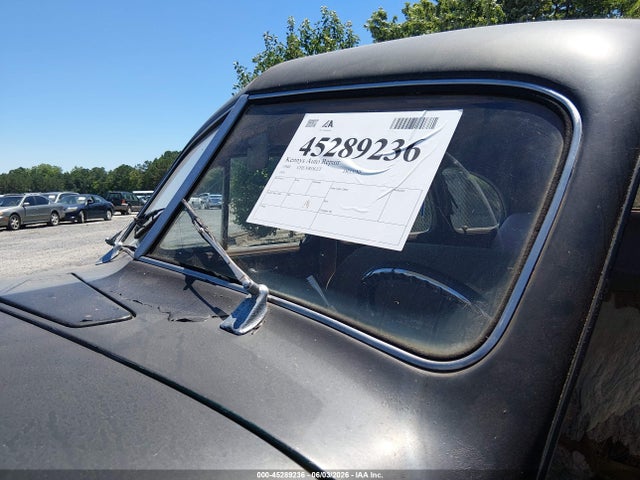 Chevrolet Deluxe