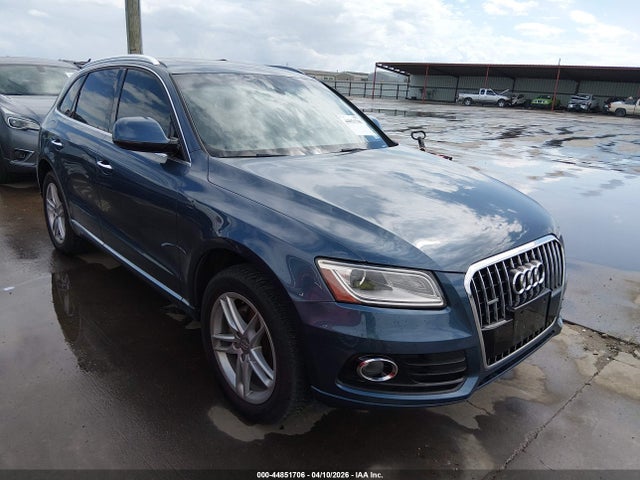 Salvage Audi Q5 Image