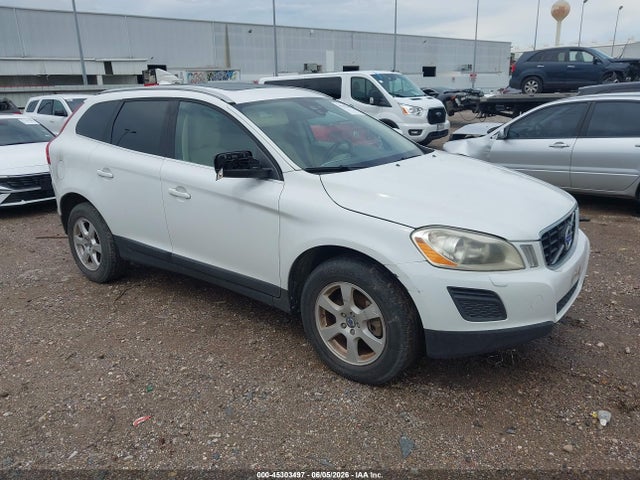 Salvage Volvo XC60 Image