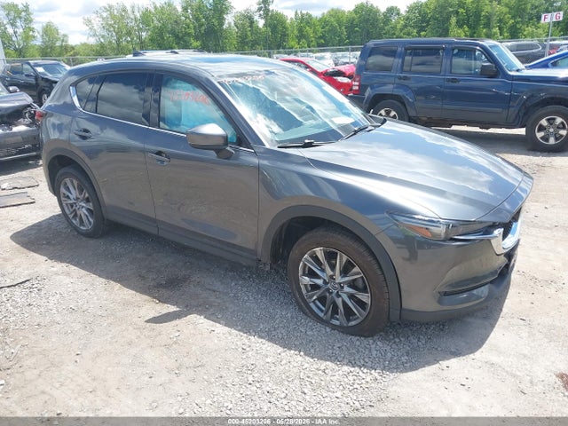 Salvage Mazda Cx Image