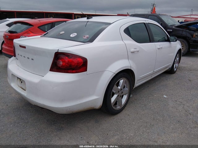 Dodge Avenger Se