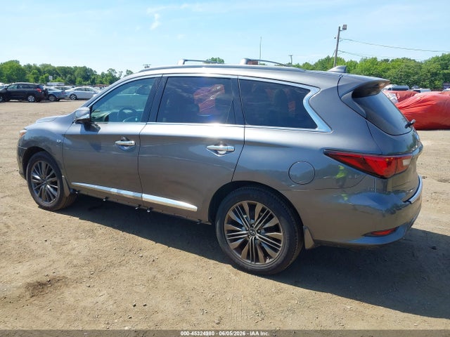 INFINITI Qx Luxe