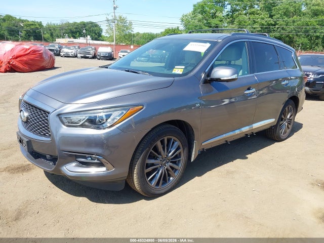 INFINITI Qx Luxe