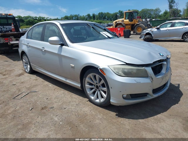 Salvage BMW 3 Series Image