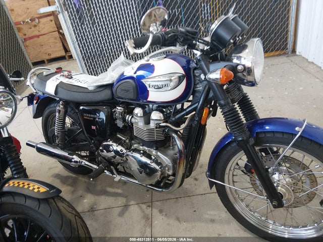 Triumph T100 Bonneville