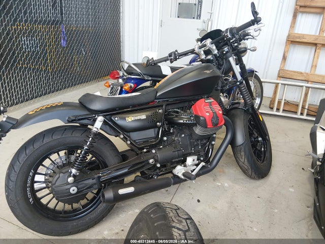 Moto Guzzi V9 Roamer