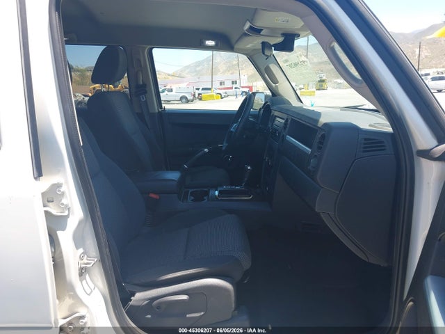 Jeep Commander Sport