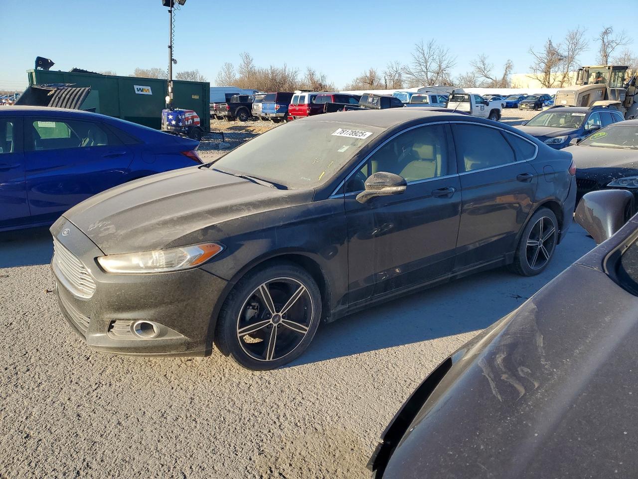 Salvage Ford Fusion Image