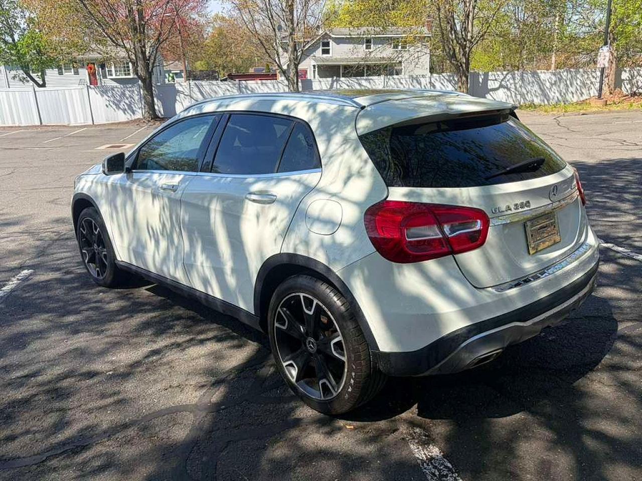 Mercedes-Benz GLA 250 4matic
