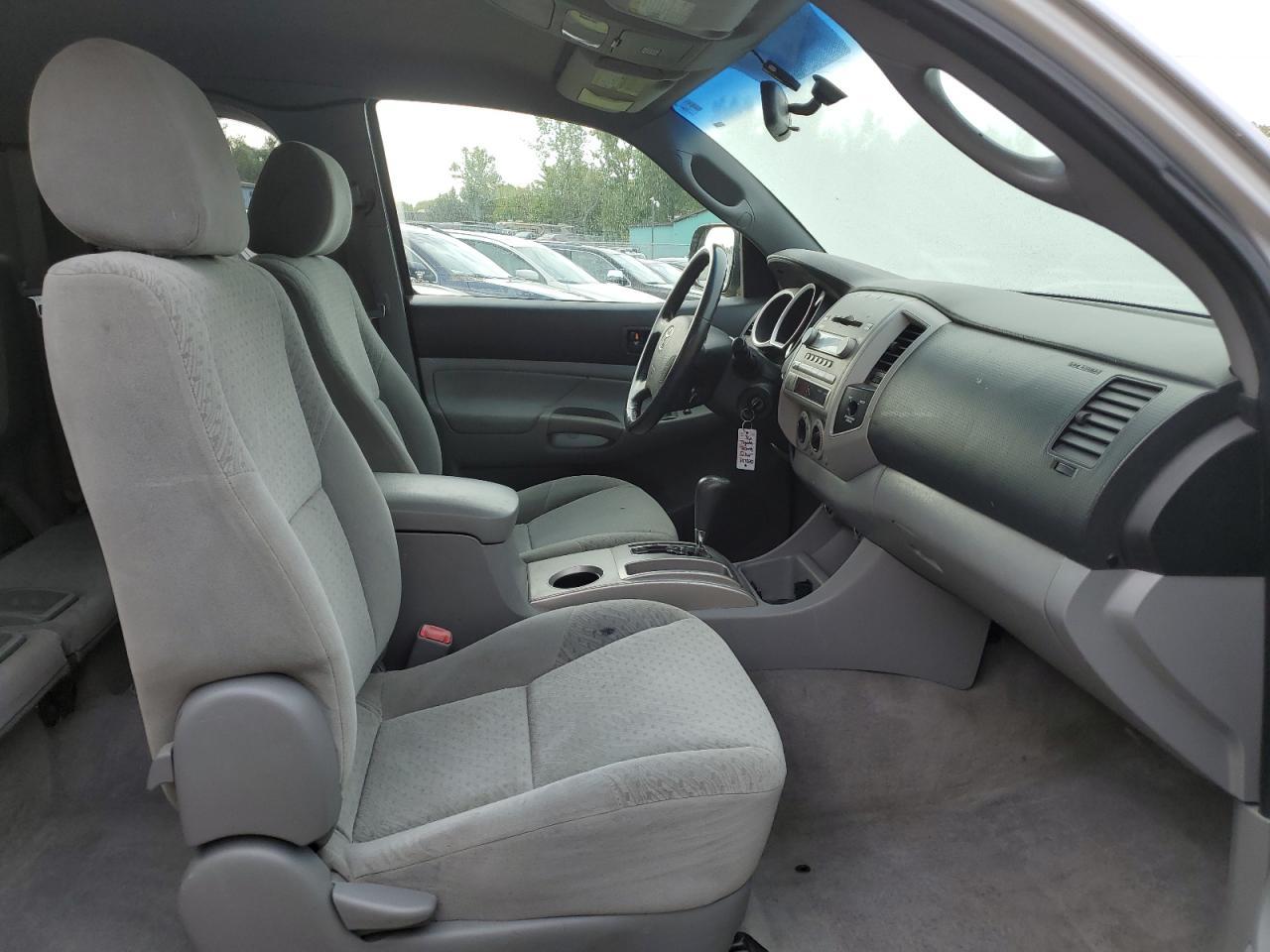 Toyota Tacoma Access Cab